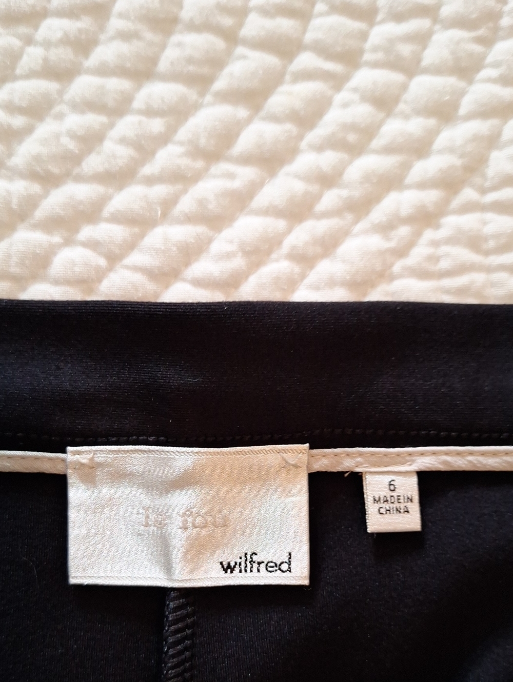 Wilfred Black Tailored Shorts with White Hem Trim - Picture 3 of 10